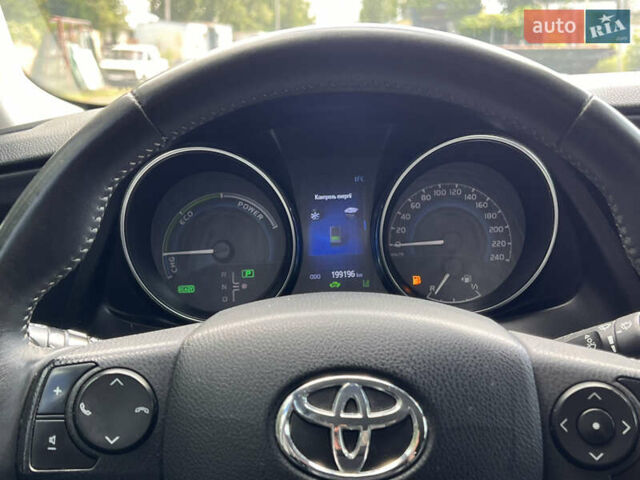 Белый Тойота Аурис, объемом двигателя 1.8 л и пробегом 250 тыс. км за 12300 $, фото 15 на Automoto.ua