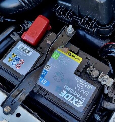 Белый Тойота Аурис, объемом двигателя 0 л и пробегом 256 тыс. км за 10700 $, фото 21 на Automoto.ua