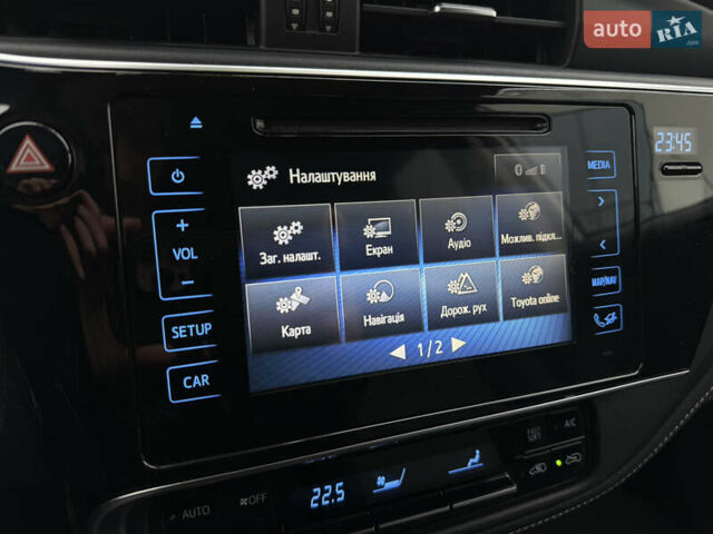 Белый Тойота Аурис, объемом двигателя 1.8 л и пробегом 200 тыс. км за 15700 $, фото 35 на Automoto.ua