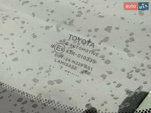 Белый Тойота Аурис, объемом двигателя 1.8 л и пробегом 200 тыс. км за 15700 $, фото 47 на Automoto.ua