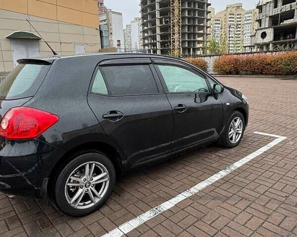 Черный Тойота Аурис, объемом двигателя 1.6 л и пробегом 149 тыс. км за 6700 $, фото 4 на Automoto.ua