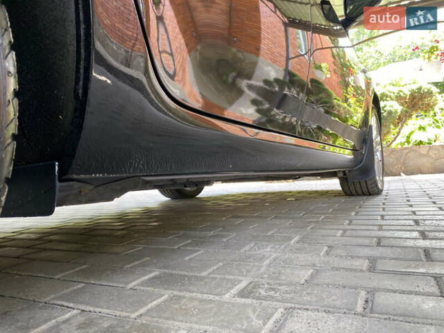 Чорний Тойота Ауріс, об'ємом двигуна 2.2 л та пробігом 240 тис. км за 6800 $, фото 49 на Automoto.ua