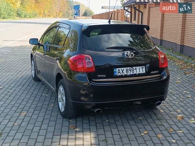 Черный Тойота Аурис, объемом двигателя 1.6 л и пробегом 199 тыс. км за 5950 $, фото 95 на Automoto.ua