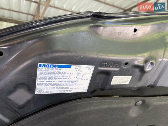 Чорний Тойота Ауріс, об'ємом двигуна 2.2 л та пробігом 240 тис. км за 6800 $, фото 45 на Automoto.ua