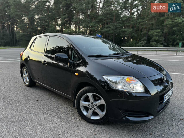 Черный Тойота Аурис, объемом двигателя 1.6 л и пробегом 245 тыс. км за 7000 $, фото 4 на Automoto.ua