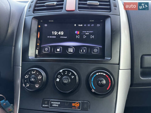 Черный Тойота Аурис, объемом двигателя 1.6 л и пробегом 245 тыс. км за 7000 $, фото 16 на Automoto.ua