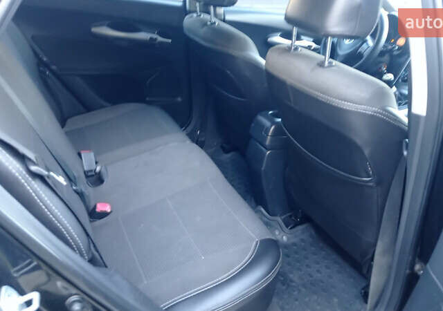 Черный Тойота Аурис, объемом двигателя 1.6 л и пробегом 236 тыс. км за 5900 $, фото 15 на Automoto.ua