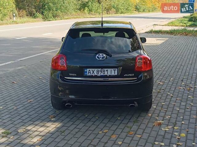 Черный Тойота Аурис, объемом двигателя 1.6 л и пробегом 199 тыс. км за 5950 $, фото 93 на Automoto.ua