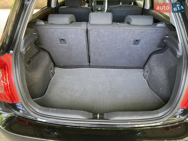 Чорний Тойота Ауріс, об'ємом двигуна 2.2 л та пробігом 240 тис. км за 6800 $, фото 33 на Automoto.ua