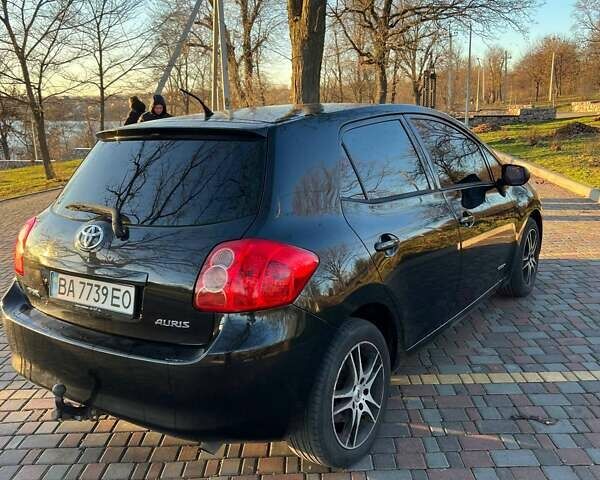 Черный Тойота Аурис, объемом двигателя 2 л и пробегом 190 тыс. км за 6800 $, фото 4 на Automoto.ua