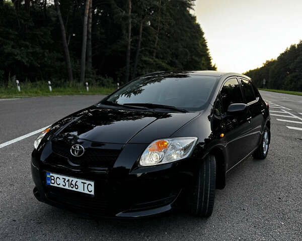 Черный Тойота Аурис, объемом двигателя 1.6 л и пробегом 245 тыс. км за 7000 $, фото 3 на Automoto.ua