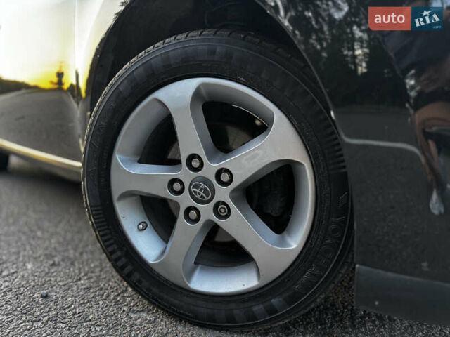 Черный Тойота Аурис, объемом двигателя 1.6 л и пробегом 245 тыс. км за 7000 $, фото 15 на Automoto.ua