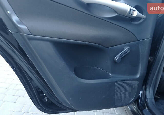 Черный Тойота Аурис, объемом двигателя 1.6 л и пробегом 236 тыс. км за 5900 $, фото 11 на Automoto.ua