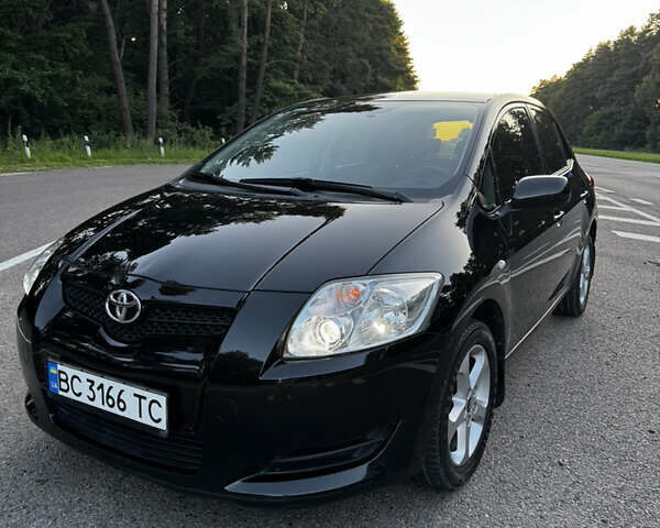 Черный Тойота Аурис, объемом двигателя 1.6 л и пробегом 245 тыс. км за 7000 $, фото 7 на Automoto.ua