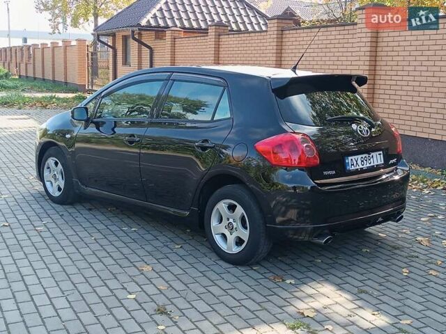 Черный Тойота Аурис, объемом двигателя 1.6 л и пробегом 199 тыс. км за 5950 $, фото 89 на Automoto.ua