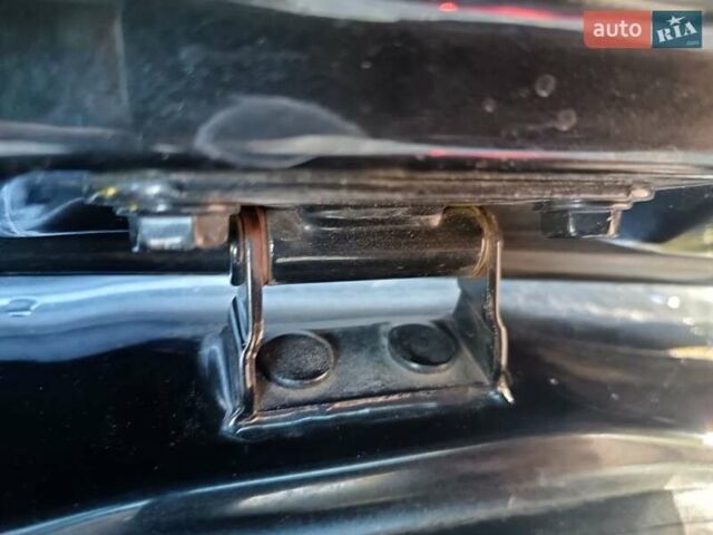 Черный Тойота Аурис, объемом двигателя 1.6 л и пробегом 199 тыс. км за 5950 $, фото 24 на Automoto.ua