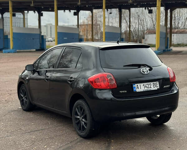 Чорний Тойота Ауріс, об'ємом двигуна 1.6 л та пробігом 301 тис. км за 5500 $, фото 7 на Automoto.ua