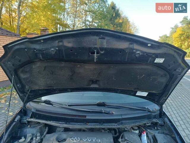 Черный Тойота Аурис, объемом двигателя 1.6 л и пробегом 199 тыс. км за 5950 $, фото 32 на Automoto.ua