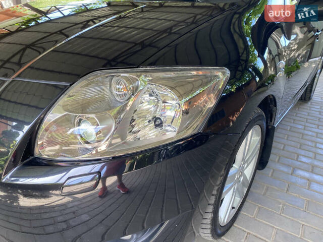 Чорний Тойота Ауріс, об'ємом двигуна 2.2 л та пробігом 240 тис. км за 6800 $, фото 10 на Automoto.ua