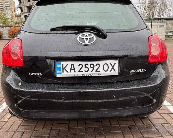Черный Тойота Аурис, объемом двигателя 1.6 л и пробегом 149 тыс. км за 6700 $, фото 5 на Automoto.ua