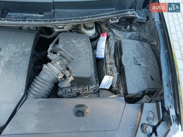 Черный Тойота Аурис, объемом двигателя 1.6 л и пробегом 199 тыс. км за 5950 $, фото 38 на Automoto.ua