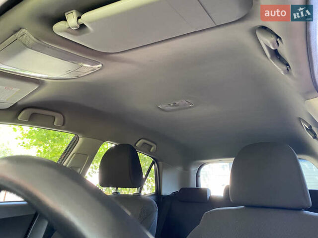 Чорний Тойота Ауріс, об'ємом двигуна 2.2 л та пробігом 240 тис. км за 6800 $, фото 26 на Automoto.ua