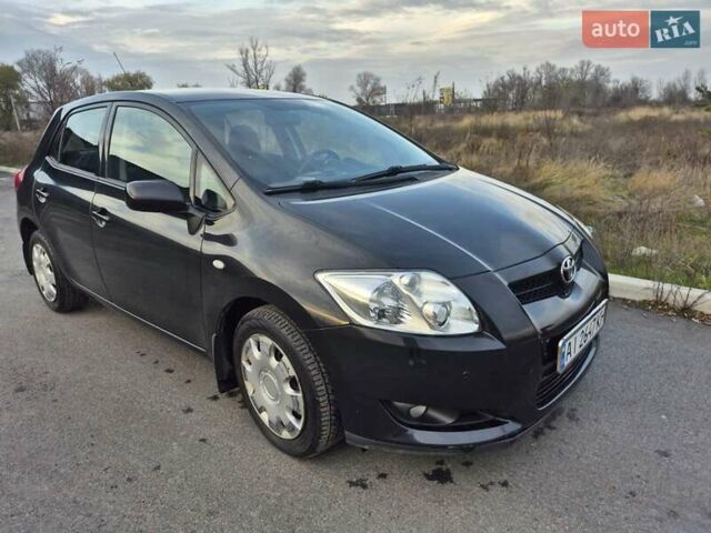 Черный Тойота Аурис, объемом двигателя 1.6 л и пробегом 134 тыс. км за 6900 $, фото 22 на Automoto.ua