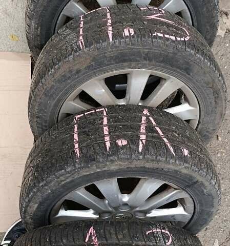 Чорний Тойота Ауріс, об'ємом двигуна 1.6 л та пробігом 154 тис. км за 6700 $, фото 13 на Automoto.ua