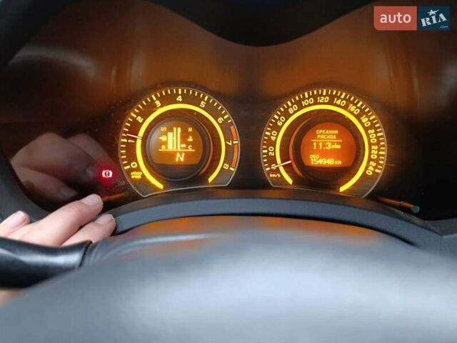 Чорний Тойота Ауріс, об'ємом двигуна 1.6 л та пробігом 154 тис. км за 6700 $, фото 5 на Automoto.ua