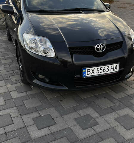 Черный Тойота Аурис, объемом двигателя 1.6 л и пробегом 180 тыс. км за 6600 $, фото 16 на Automoto.ua