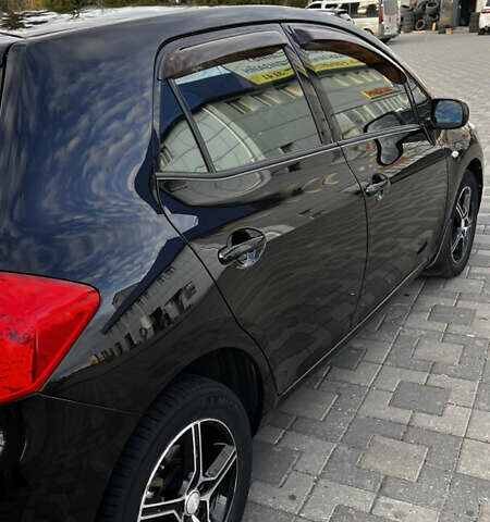 Черный Тойота Аурис, объемом двигателя 1.6 л и пробегом 180 тыс. км за 6600 $, фото 15 на Automoto.ua