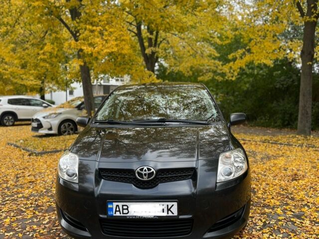 Чорний Тойота Ауріс, об'ємом двигуна 1.4 л та пробігом 3 тис. км за 6300 $, фото 3 на Automoto.ua