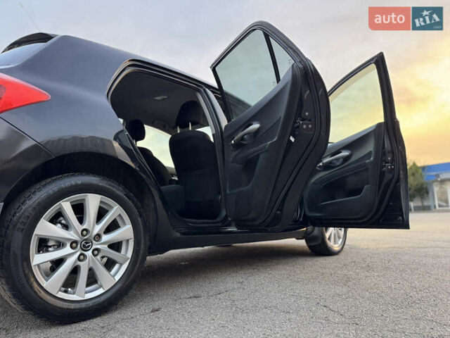 Черный Тойота Аурис, объемом двигателя 1.6 л и пробегом 113 тыс. км за 7400 $, фото 12 на Automoto.ua