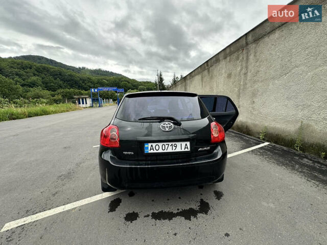 Черный Тойота Аурис, объемом двигателя 1.6 л и пробегом 183 тыс. км за 6450 $, фото 4 на Automoto.ua