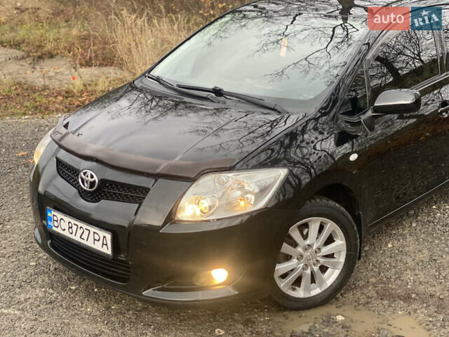 Черный Тойота Аурис, объемом двигателя 1.6 л и пробегом 218 тыс. км за 7000 $, фото 3 на Automoto.ua