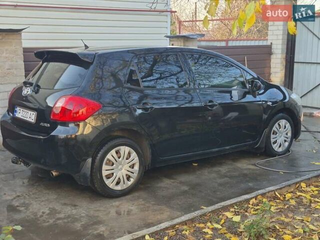 Черный Тойота Аурис, объемом двигателя 1.6 л и пробегом 145 тыс. км за 6699 $, фото 2 на Automoto.ua