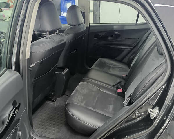 Чорний Тойота Ауріс, об'ємом двигуна 1.6 л та пробігом 187 тис. км за 6200 $, фото 19 на Automoto.ua