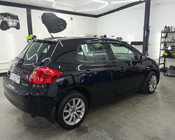 Чорний Тойота Ауріс, об'ємом двигуна 1.6 л та пробігом 187 тис. км за 6200 $, фото 2 на Automoto.ua