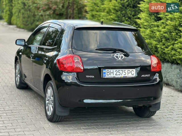 Черный Тойота Аурис, объемом двигателя 1.6 л и пробегом 159 тыс. км за 8200 $, фото 11 на Automoto.ua