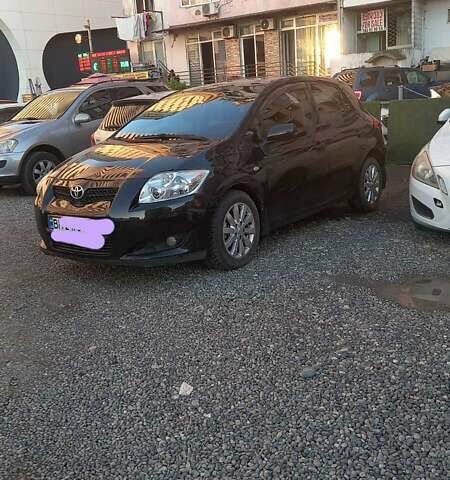 Черный Тойота Аурис, объемом двигателя 1.6 л и пробегом 164 тыс. км за 7800 $, фото 4 на Automoto.ua