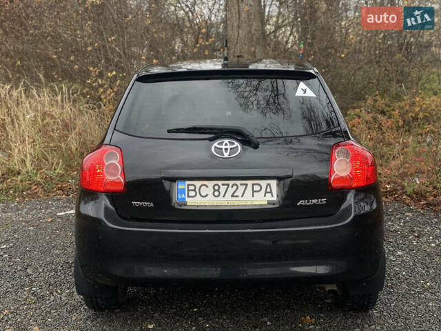 Черный Тойота Аурис, объемом двигателя 1.6 л и пробегом 218 тыс. км за 7000 $, фото 12 на Automoto.ua