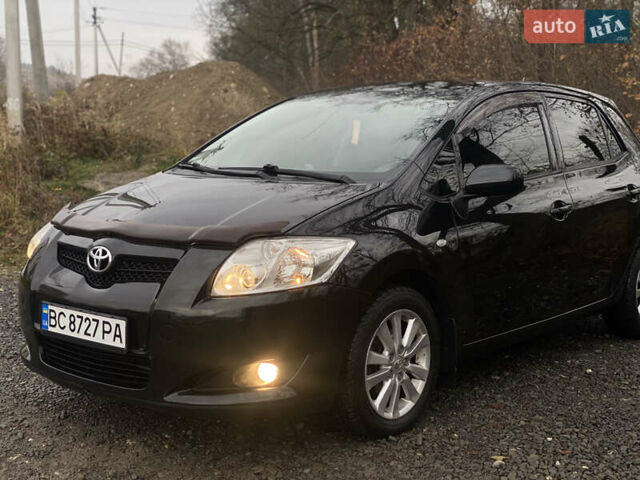 Черный Тойота Аурис, объемом двигателя 1.6 л и пробегом 218 тыс. км за 7000 $, фото 1 на Automoto.ua