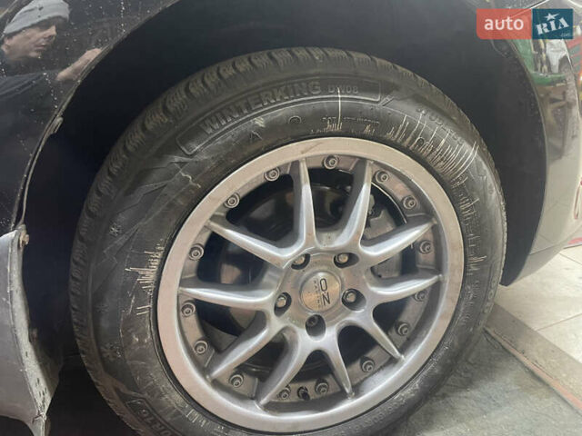 Чорний Тойота Ауріс, об'ємом двигуна 1.6 л та пробігом 192 тис. км за 5850 $, фото 8 на Automoto.ua