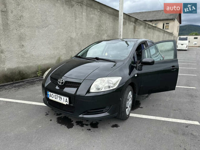 Черный Тойота Аурис, объемом двигателя 1.6 л и пробегом 183 тыс. км за 6450 $, фото 1 на Automoto.ua