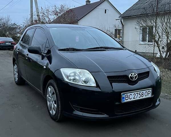 Чорний Тойота Ауріс, об'ємом двигуна 1.6 л та пробігом 166 тис. км за 6200 $, фото 1 на Automoto.ua
