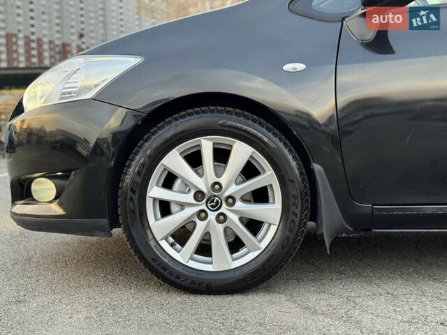 Черный Тойота Аурис, объемом двигателя 1.6 л и пробегом 113 тыс. км за 7400 $, фото 9 на Automoto.ua