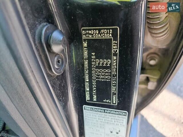 Чорний Тойота Ауріс, об'ємом двигуна 1.6 л та пробігом 154 тис. км за 6700 $, фото 11 на Automoto.ua