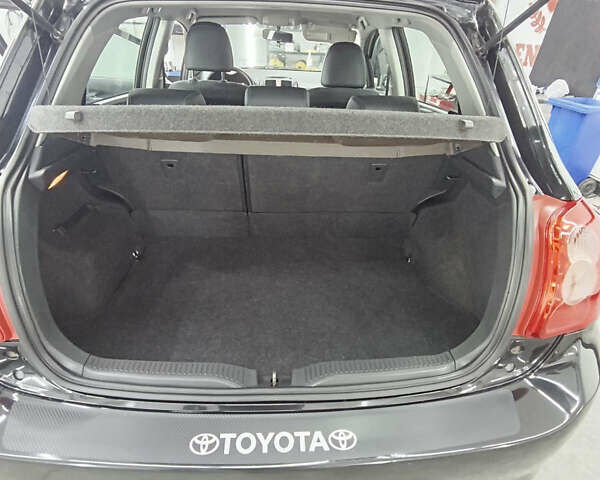 Чорний Тойота Ауріс, об'ємом двигуна 1.6 л та пробігом 187 тис. км за 6200 $, фото 22 на Automoto.ua