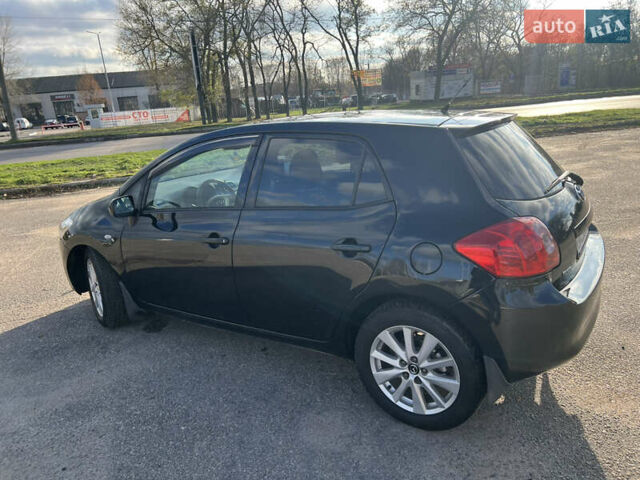 Чорний Тойота Ауріс, об'ємом двигуна 1.6 л та пробігом 115 тис. км за 7800 $, фото 7 на Automoto.ua