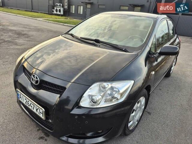 Черный Тойота Аурис, объемом двигателя 1.6 л и пробегом 134 тыс. км за 6900 $, фото 14 на Automoto.ua